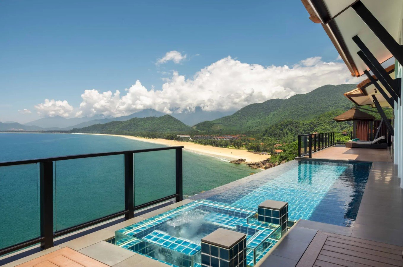 힐사이드 씨뷰 풀빌라