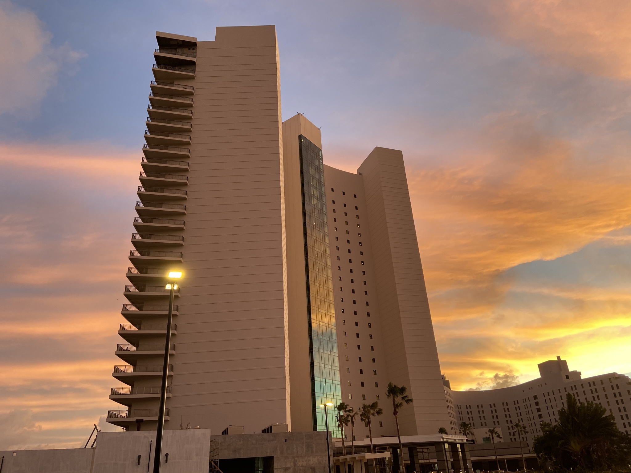 츠바키 타워 외관