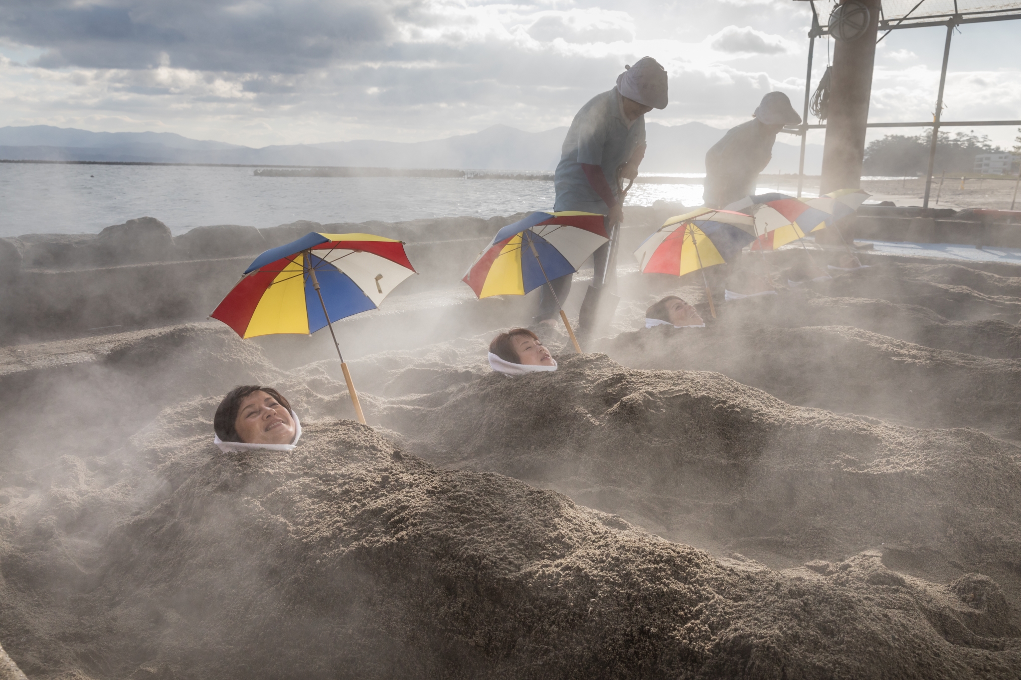 이브스키 검은모래 찜질