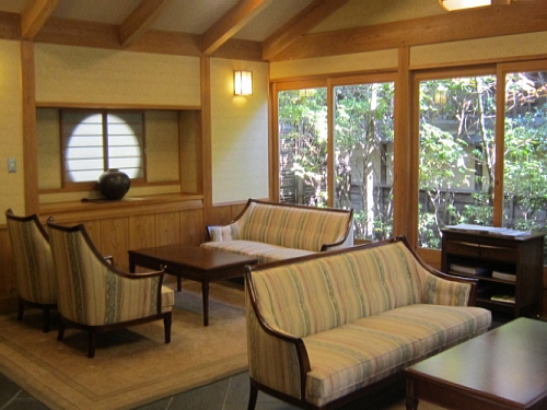 료테이 타노쿠라 로비 라운지